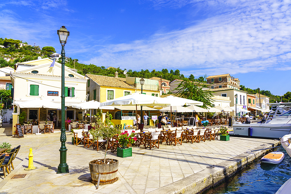 The pretty town of Gaios, the main port and harbour on the island, Paxos, Ionian Islands, Greek Islands, Greece, Europe