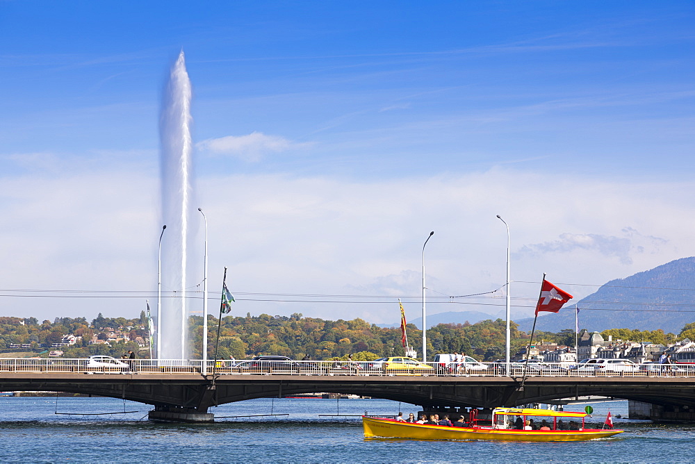 Jet d'Eau fountain and water taxi, Geneva, Switzerland, Europe