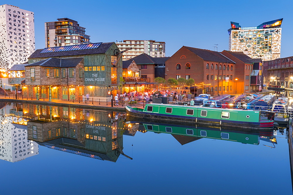 Gas Street Basin, Canal Old Line, Birmingham, England, United Kingdom, Europe