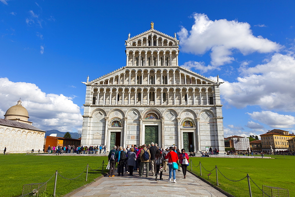 Duomo di Santa Maria Assunta, Piazza dei Miracoli, UNESCO World Heritage Site, Pisa, Tuscany, Italy, Europe