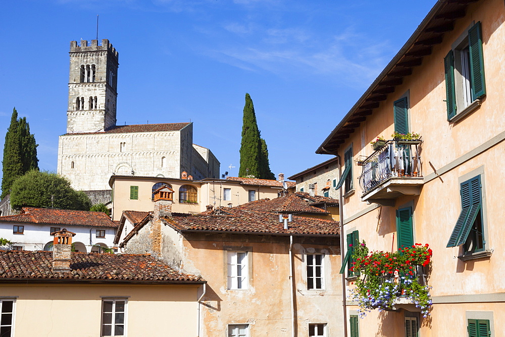 Barga Cathedral, Barga, Tuscany, Italy, Europe