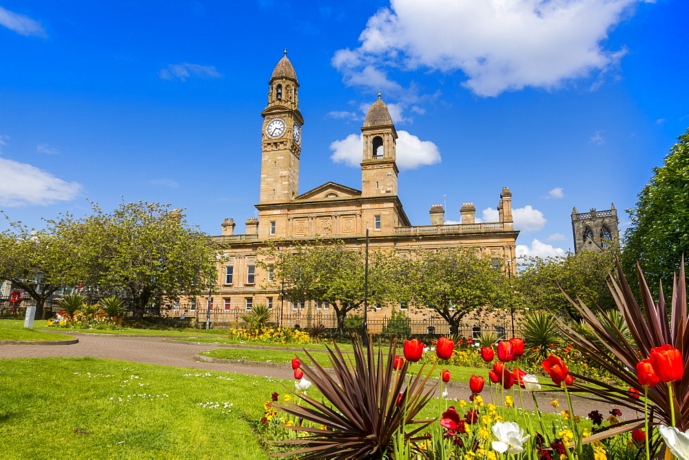 Paisley Town Hall and gardens at Dunn Square, Paisley, Renfrewshire, Scotland, United Kingdom, Europe