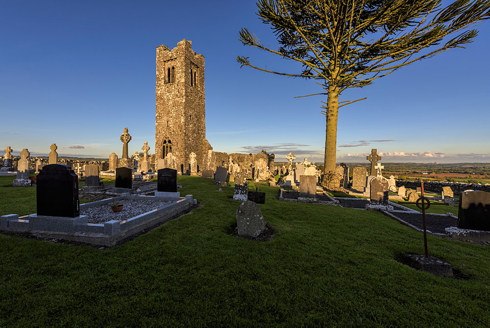 Hill of Slane, County Meath, Leinster, Republic of Ireland, Europe