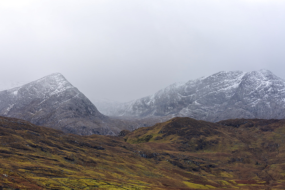 Maumturk Mountains, County Galway, Connacht, Republic of Ireland, Europe