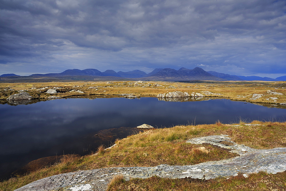 Roundstone Bog and 12 Bens, Connemara, County Galway, Connacht, Republic of Ireland, Europe