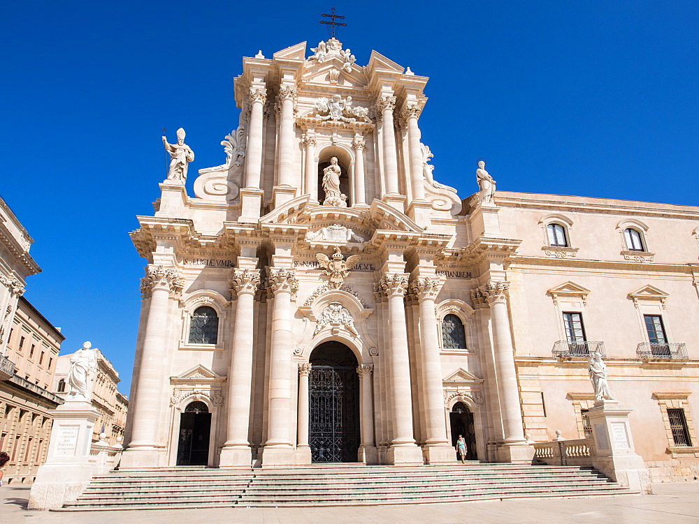 Syracuse Cathedral, Ortygia, UNESCO World Heritage Site, Syracuse (Siracusa), Sicily, Italy, Europe