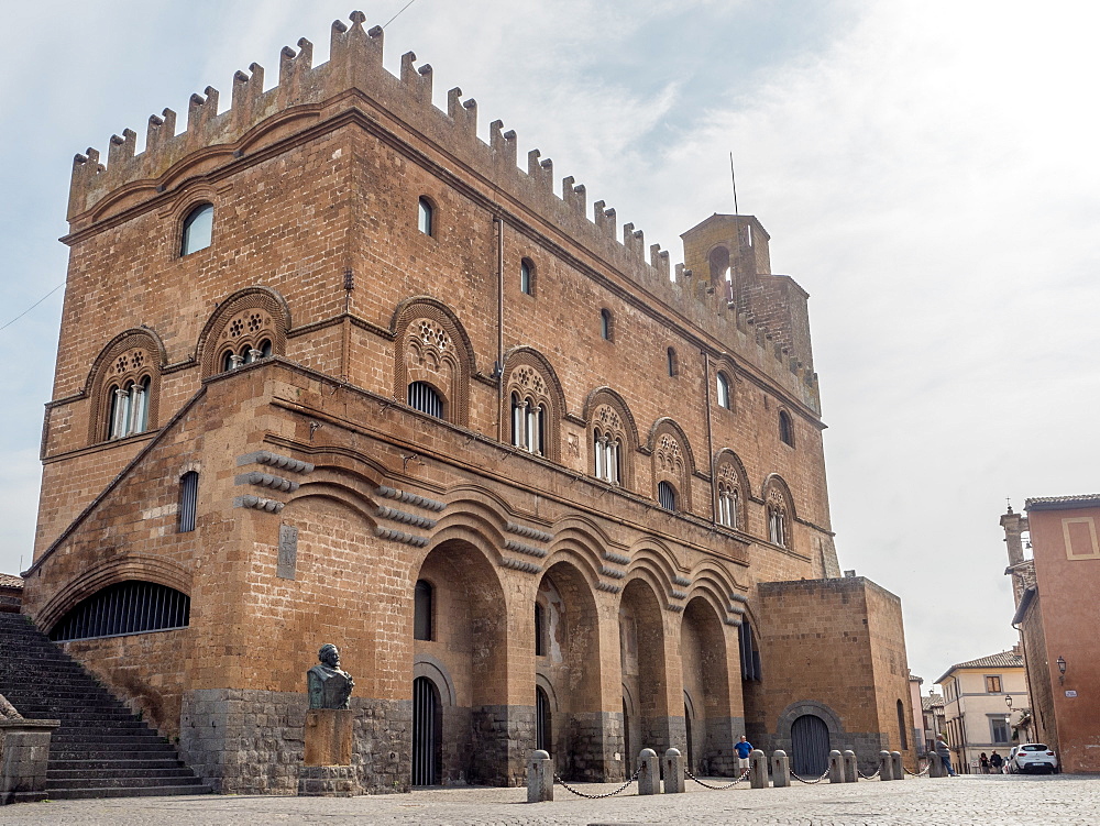 The 12th century Palazzo del Popolo, Orvieto, Tuscany, Italy, Europe