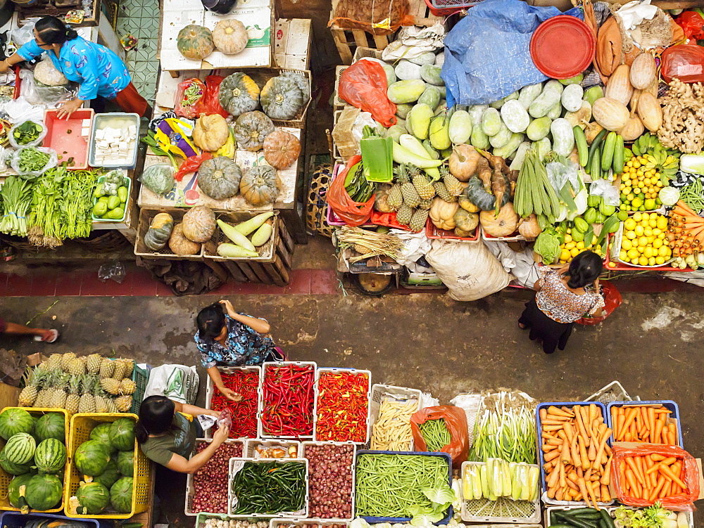 Covered market in Denpasar, Bali, Indonesia, Southeast Asia, Asia