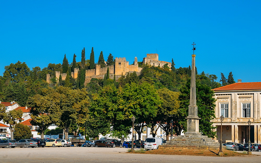 Hilltop Convent of Christ (Convento de Cristo), UNESCO World Heritage Site, Tomar, Ribatejo, Portugal, Europe