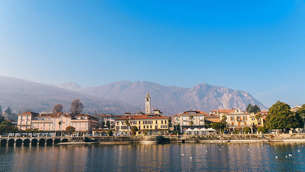 Bavelo, overlooking Lake Maggiore, and the foothills of the Italian Alps, Piedmont, Italian Lakes, Italy, Europe