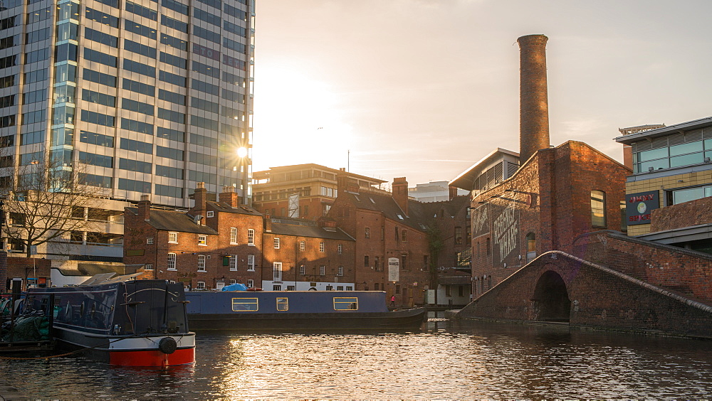 Canal boats on the canal, Gas Street Basin, in the heart of Birmingham, England, United Kingdom, Europe