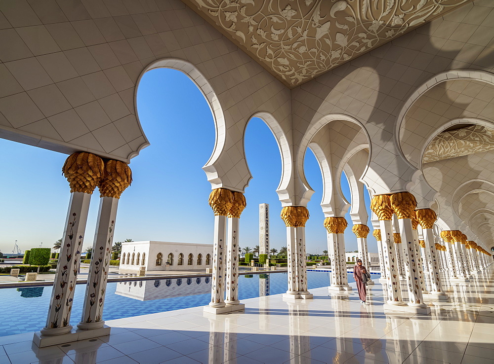 Sheikh Zayed bin Sultan Al Nahyan Grand Mosque, Abu Dhabi, United Arab Emirates, Middle East