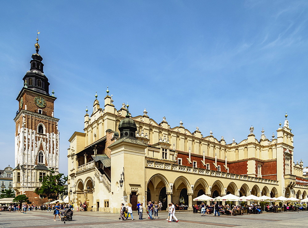 Cloth Hall and Town Hall Tower, Market Square, Cracow (Krakow), UNESCO World Heritage Site, Lesser Poland Voivodeship, Poland, Europe