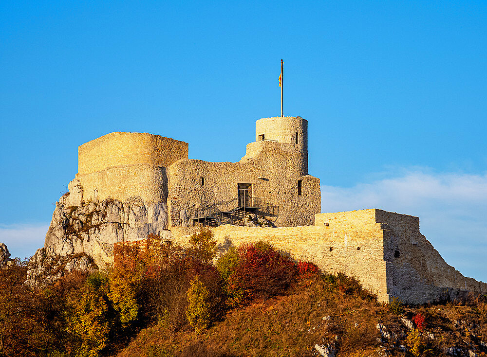 Rabsztyn Castle Ruins, Trail of the Eagles' Nests, Krakow-Czestochowa Upland (Polish Jura), Lesser Poland Voivodeship, Poland, Europe