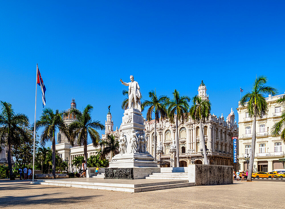 Parque Central (Central Park), La Habana Vieja, Havana, La Habana Province, Cuba, West Indies, Caribbean, Central America