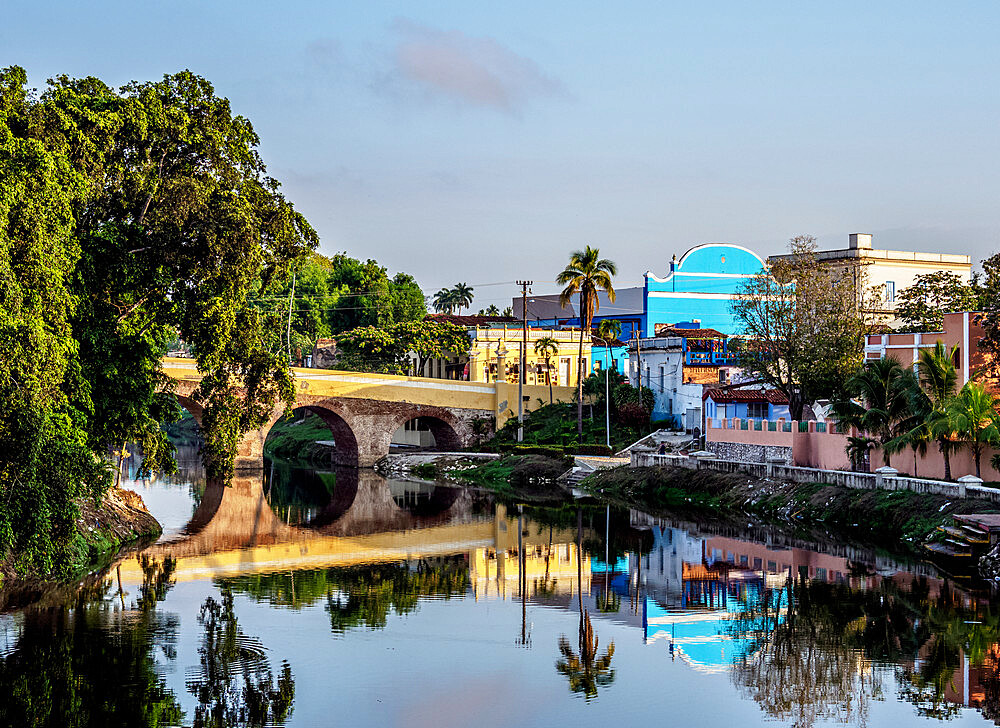 Yayabo Bridge, Sancti Spiritus, Sancti Spiritus Province, Cuba, West Indies, Caribbean, Central America