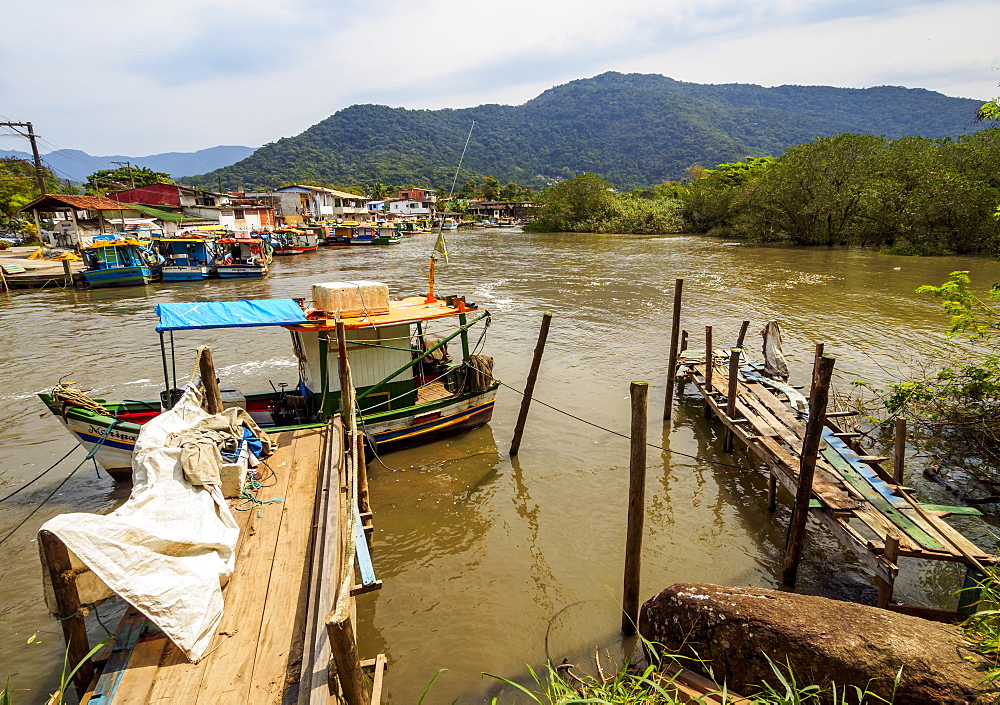 View of the Ilha dos Pescadores, Ubatuba, State of Sao Paulo, Brazil, South America