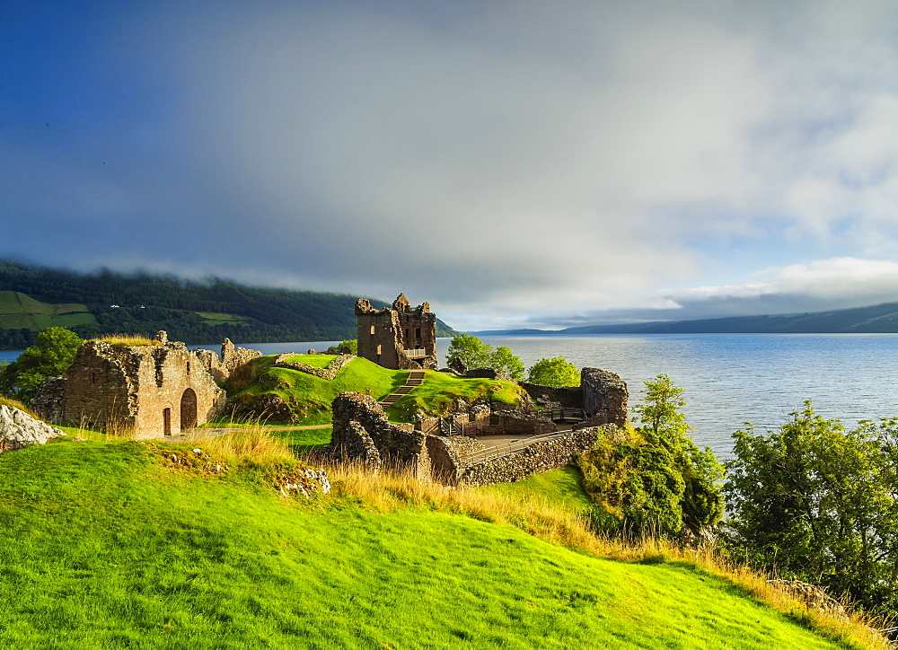 Urquhart Castle and Loch Ness, Highlands, Scotland, United Kingdom, Europe