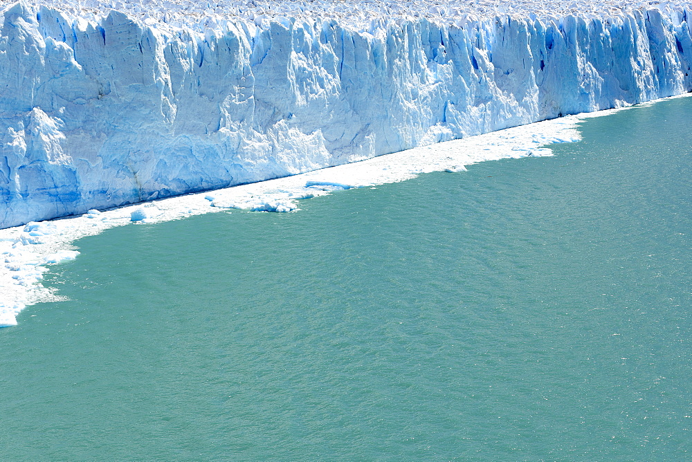 Detail of Perito Moreno Glacier in the Parque Nacional de los Glaciares (Los Glaciares National Park), UNESCO World Heritage Site, Patagonia, Argentina, South America