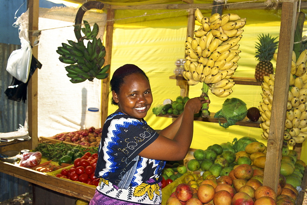 Kiosk vendor, Nyali, near Mombasa, Kenya, East Africa, Africa