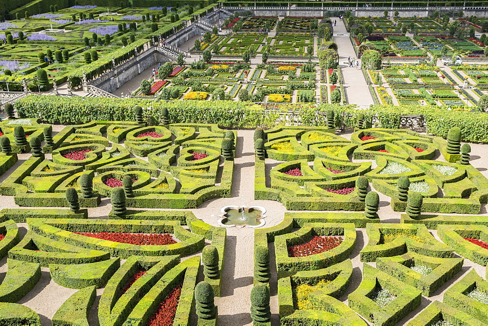 The gardens of Villandry castle from above, Villandry, UNESCO World Heritage Site, Indre-et-Loire, Loire Valley, France, Europe