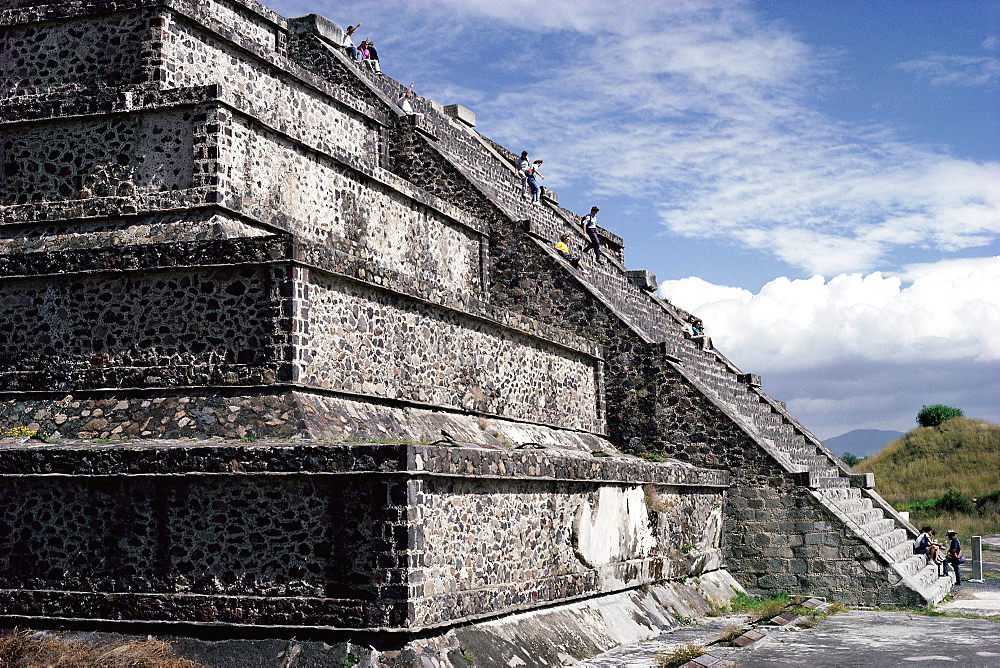 Main staircase of the Pyramid of the Moon, archaeological site, Teotihuacan, UNESCO World Heritage Site, Mexico, North America