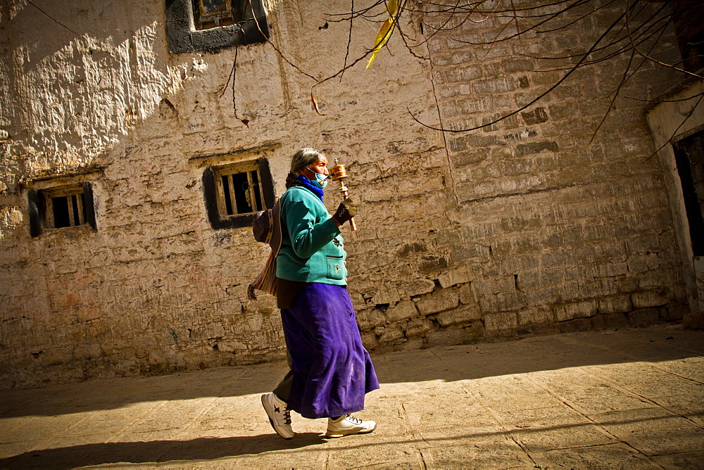 Tibetan woman of Sera Monastery, Lhasa, Tibet, China, Asia