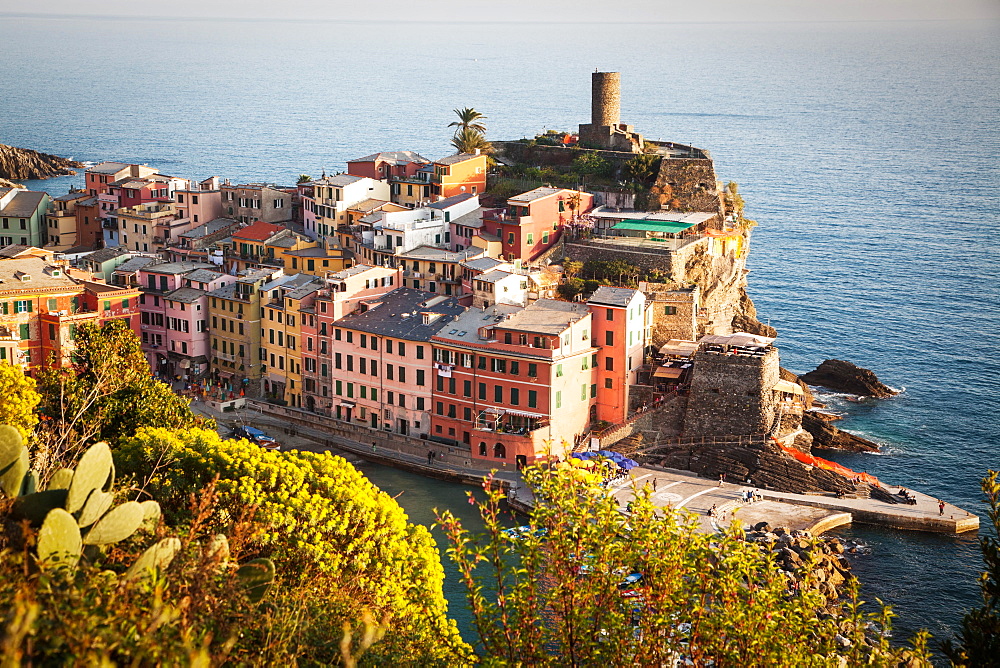 Vernazza in sunset light, Cinque Terre National Park, UNESCO World Heritage Site, Liguria, Italy, Mediterranean, Europe