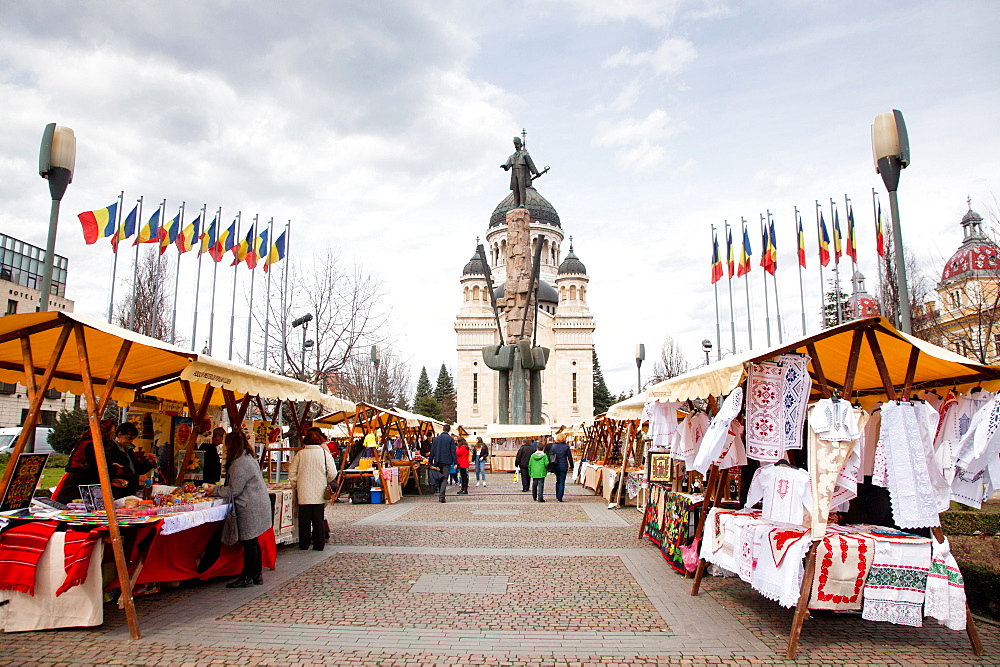 Vendors selling traditional Romanian products in Avram Iancu square, Cluj-Napoca, Romania, Europe