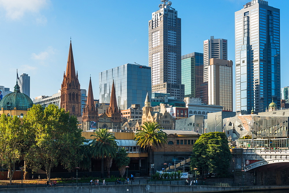 Yarra River and Princes Bridge with Melbourne city skyline, Melbourne, Victoria, Australia, Pacific