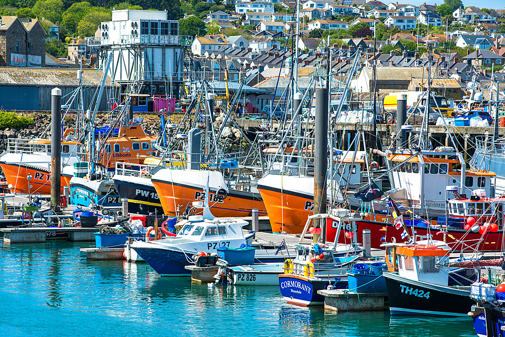 Fishing boats in the harbour at the village of Newly, Cornwall, England, United Kingdom, Europe