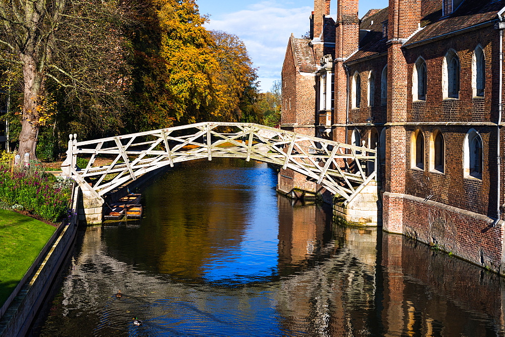 Mathematical Bridge at Queens College, Cambridge University, Cambridge, Cambridgeshire, England, United Kingdom, Europe