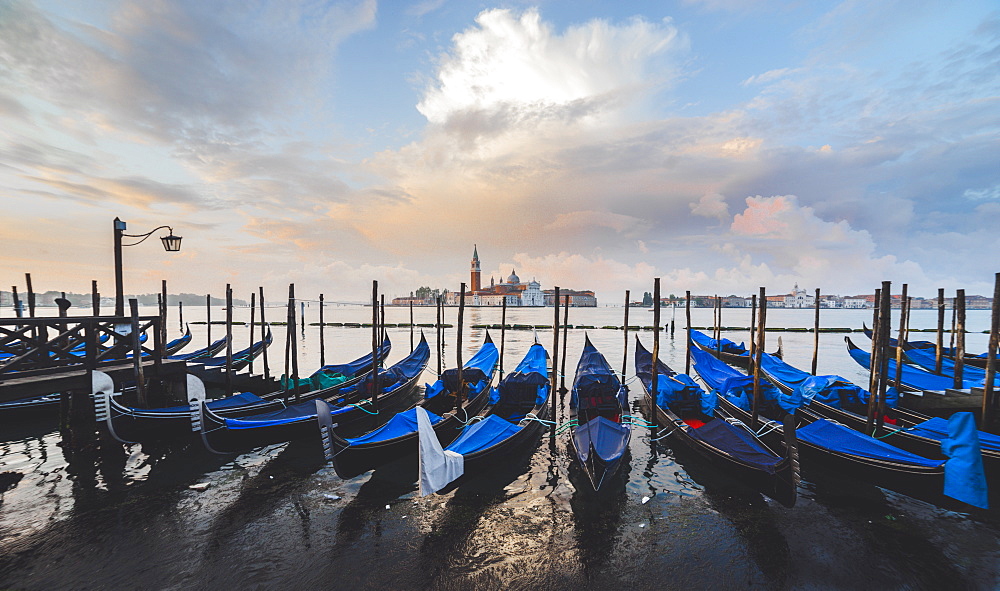 Gondolas, Venice, UNESCO World Heritage Site, Veneto, Italy, Europe