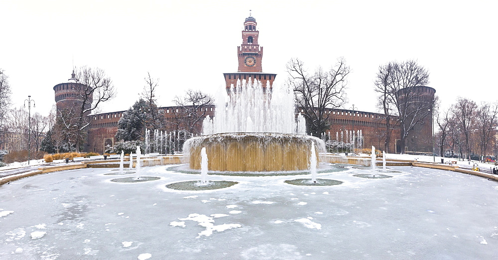 Fountain of Castello Square iced after snowfall, Milan, Lombardy, Northern Italy, Italy, Europe