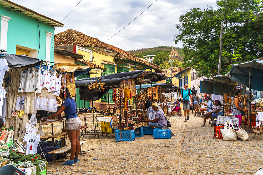 Local souvenir market in Trinidad, UNESCO World Heritage Site, Sancti Spiritus, Cuba, West Indies, Caribbean, Central America