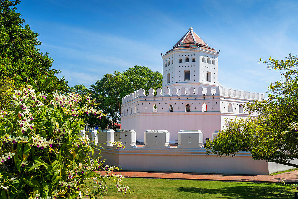 Phra Sumen Fort, Santi Chai Prakan Public Park, Bangkok, Thailand, Southeast Asia, Asia