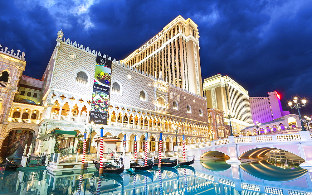 The Venetian Hotel and Casino at night, The Strip, Las Vegas Boulevard, Las Vegas, Nevada, United States of America, North America