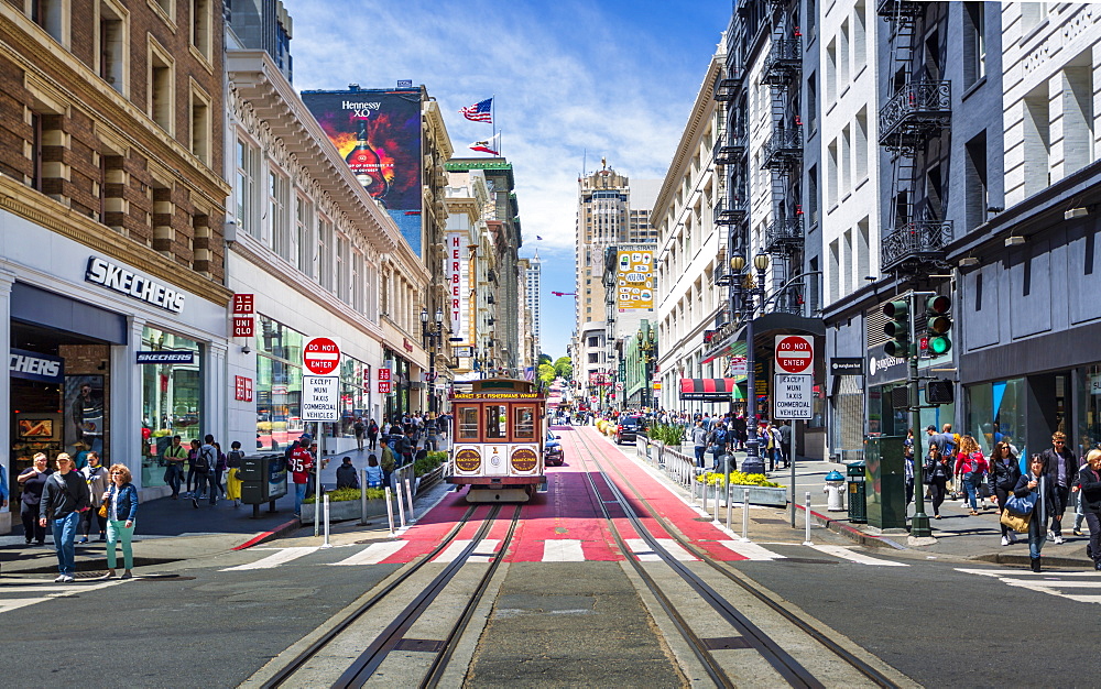 Cable car, San Francisco, California, United States of America, North America