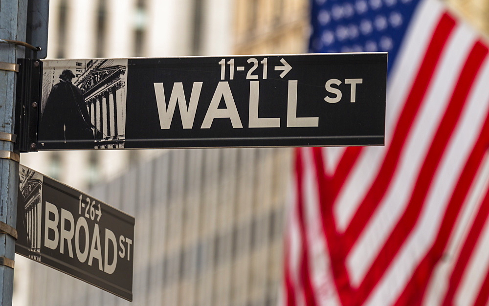 USA American flag, Wall Street and Broad Street signs, New York, United States of America, North America