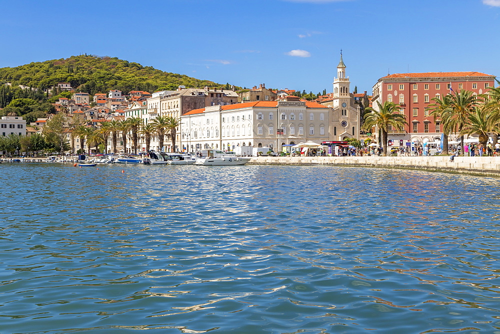 The seaside promenade (Riva) and Marjan Hill, Split, Croatia, Europe