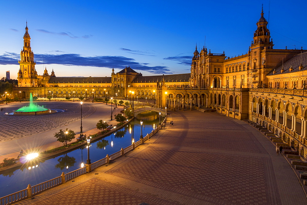 Plaza de Espana at dusk, Seville, Andalusia, Spain, Europe