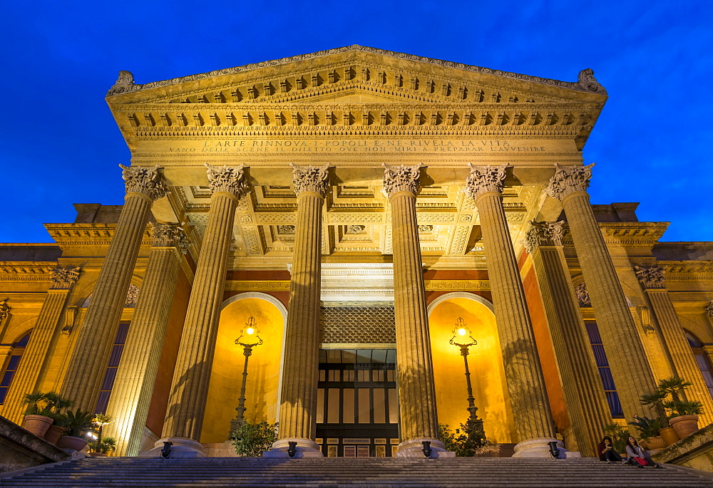 The Massimo Theatre (Teatro Massimo) during blue hour, Palermo, Sicily, Italy, Europe