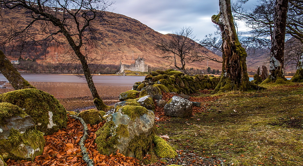 Kilchurn Castle, built in 15th century, a ruined structure at the northeastern end of Loch Awe, Argyll and Bute, Scotland, United Kingdom, Europe