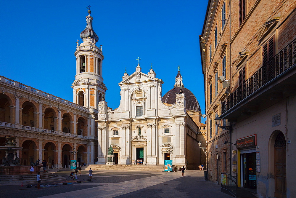 Basilica della Santa Casa, Piazza della Madonna, Loreto, Marche, Italy, Europe