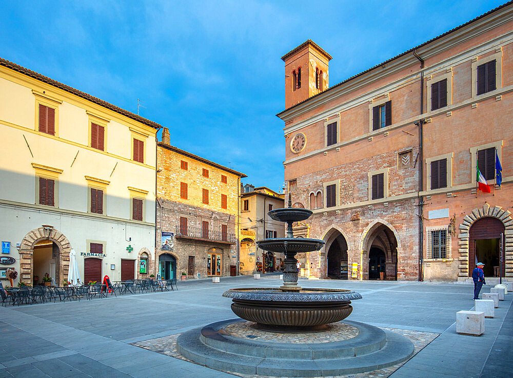 Piazza della Repubblica, Spello, Perugia, Umbria, Italy, Europe