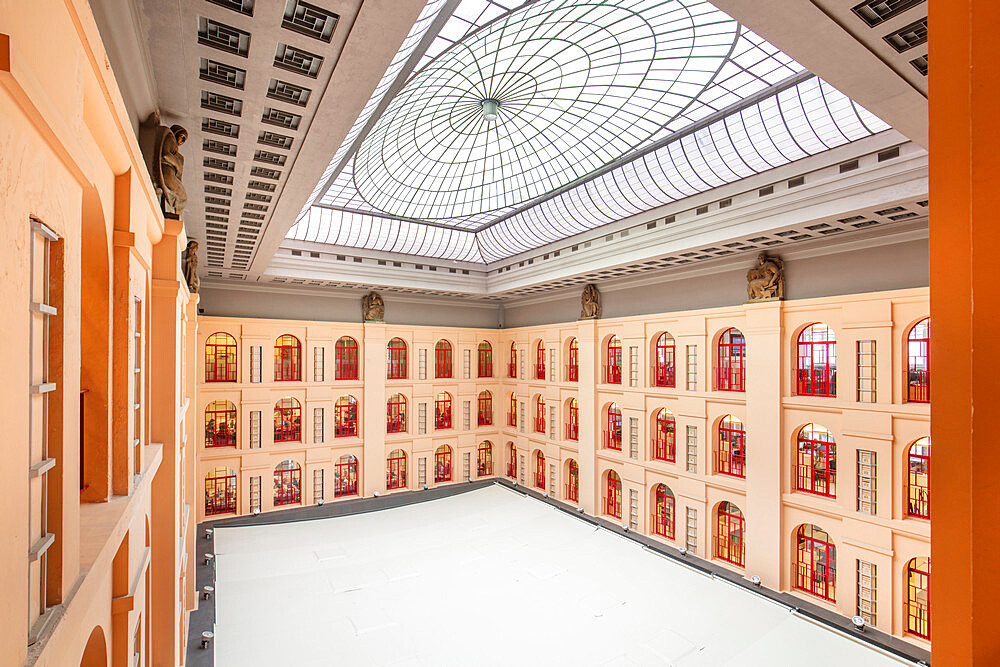 Sala delle Grida (Shout Room) (Cries Room), Palazzo Mezzanotte, Piazza degli Affari, Milan, Lombardy, Italy, Europe