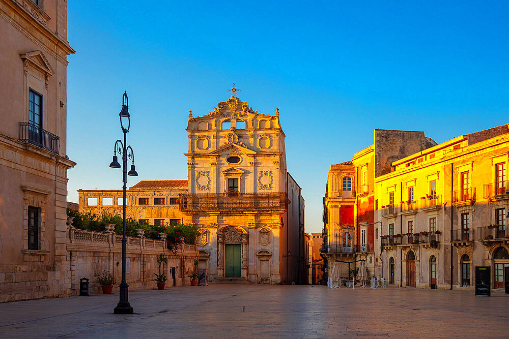 Church of Santa Lucia alla Badia, Piazza Duomo, Ortigia, Siracusa, Sicily, Italy, Europe