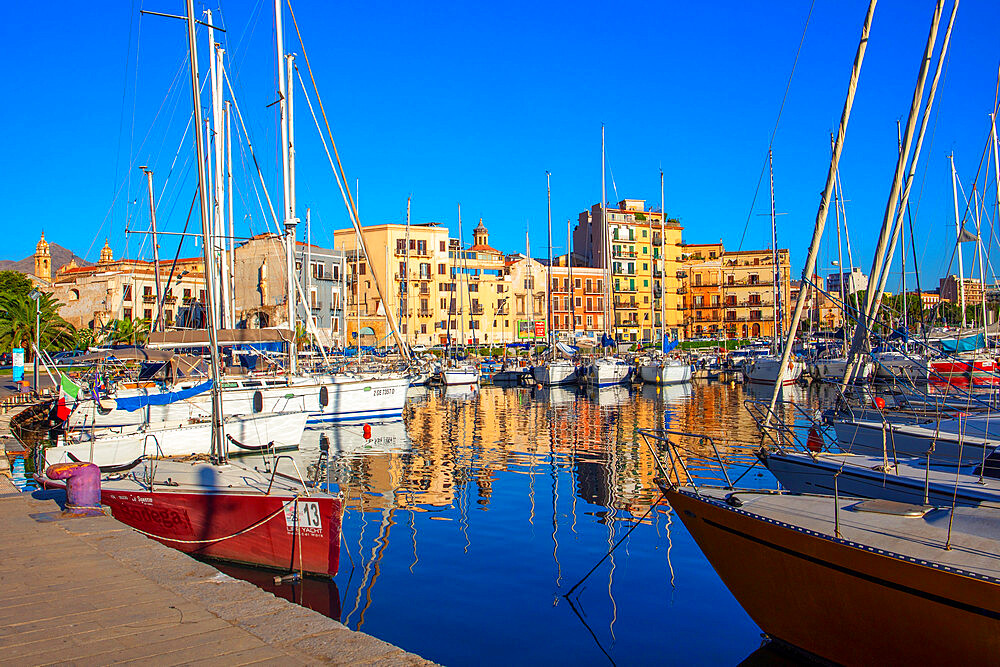 La Cala, port of Palermo, Palermo, Sicily, Italy, Mediterranean, Europe