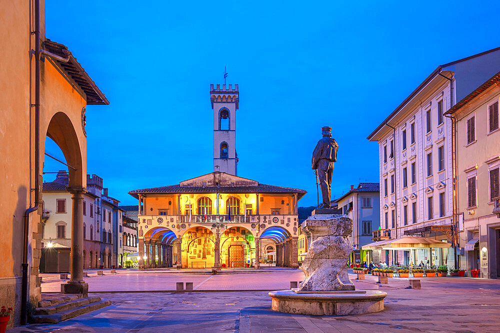 Palazzo d'Arnolfo, Piazza Cavour, San Giovanni Valdarno, Tuscany, Italy, Europe