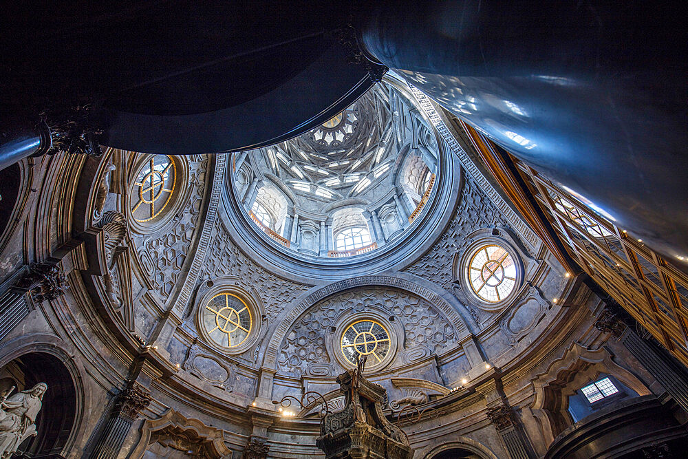 Chapel of the Holy Shroud (Cappella della Sacra Sindone), Turin, Piedmont, Italy, Europe